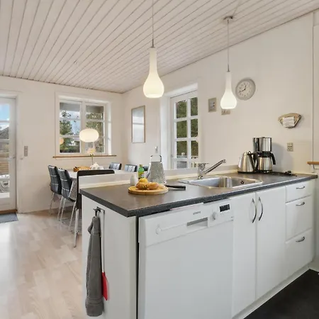 Semesterbostad 3 Bedroom In *